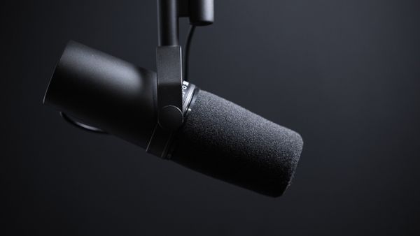 Episode 2: Techgiganter i mediecirkus